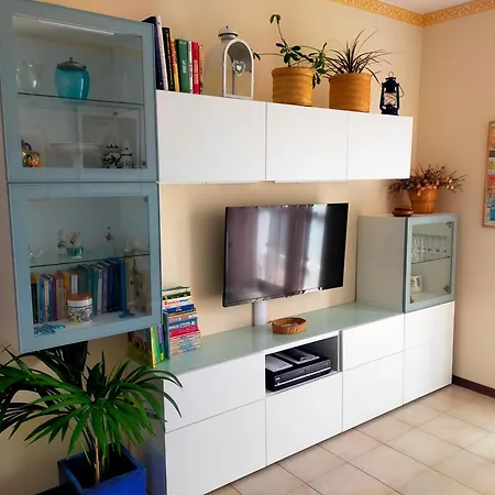 Riviera Trilocale Wifi E Parcheggio Privato Vintimille