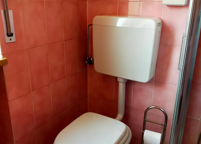 Riviera Trilocale Wifi E Parcheggio Privato *