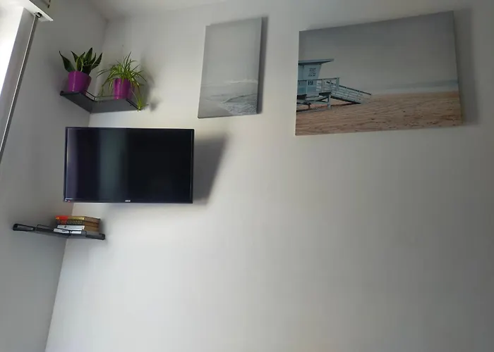 Riviera Trilocale Wifi E Parcheggio Privato *