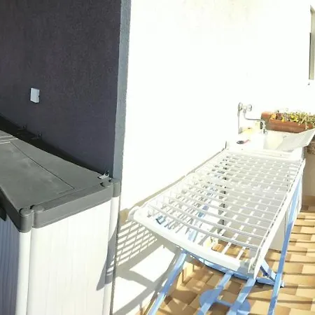 Riviera Trilocale Wifi E Parcheggio Privato * Ventimiglia