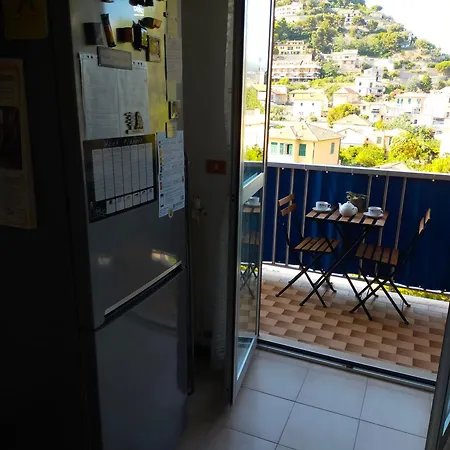 Riviera Trilocale Wifi E Parcheggio Privato * Ventimiglia