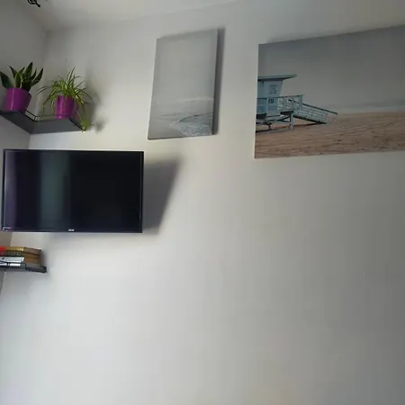 Riviera Trilocale Wifi E Parcheggio Privato *