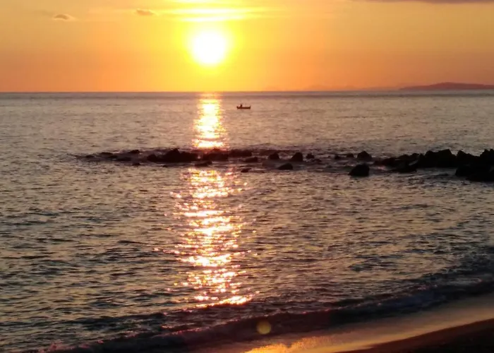 Riviera Trilocale Wifi E Parcheggio Privato Daire